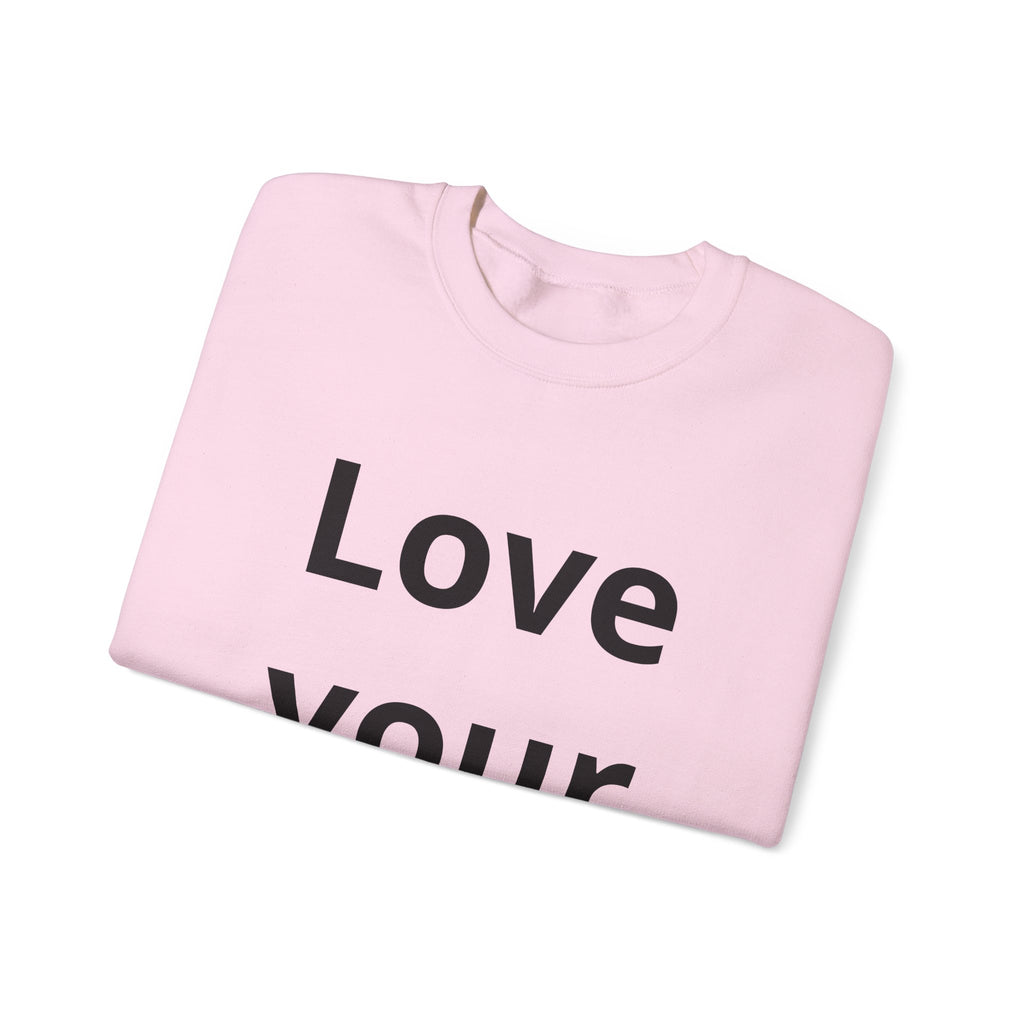 Crewneck Sweatshirt “Love Your Fate” – Minimal Inspirational Pullover
