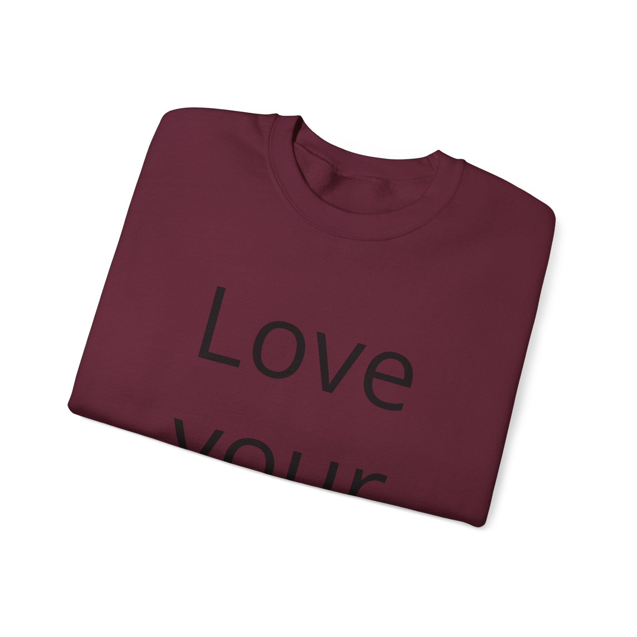 Crewneck Sweatshirt “Love Your Fate” – Minimal Inspirational Pullover